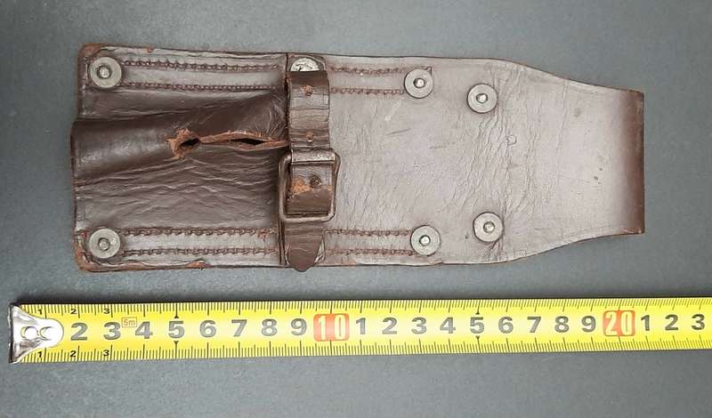 **1960s SADF Early FN FAL Leather Bayonet Frog (Union Marked).**