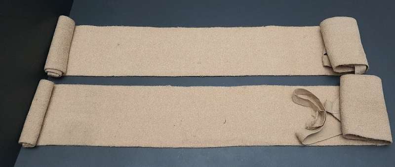 **WW2 : Rhodesian Army Wool Blend Boot Puttees x2 (Complete).**
