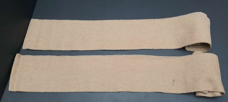 **WW2 : Rhodesian Army Wool Blend Boot Puttees x2 (Complete).**