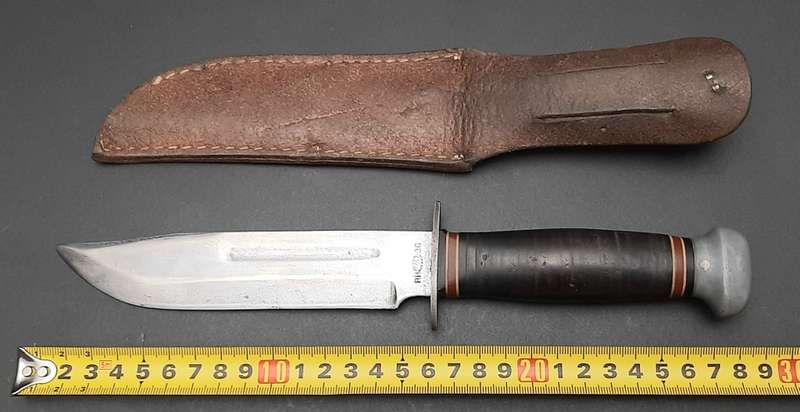 **RARE: WW2 US Army PAL Rh36 Type I Fighting Knife w/ Scabbard (30cm).**