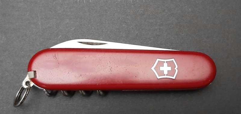 **Border War : 1980s Private Purchase Victorinox Swiss Army Knife (Multi-function).**