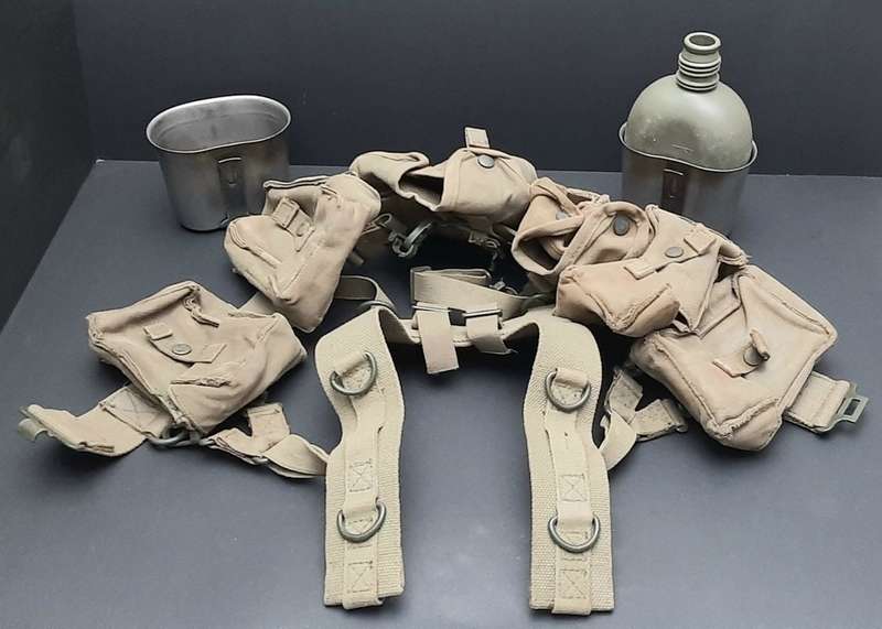 **Border War : 1970s SADF Patt.73 Patrol Webbing Assemblage w/ Firebuckets **