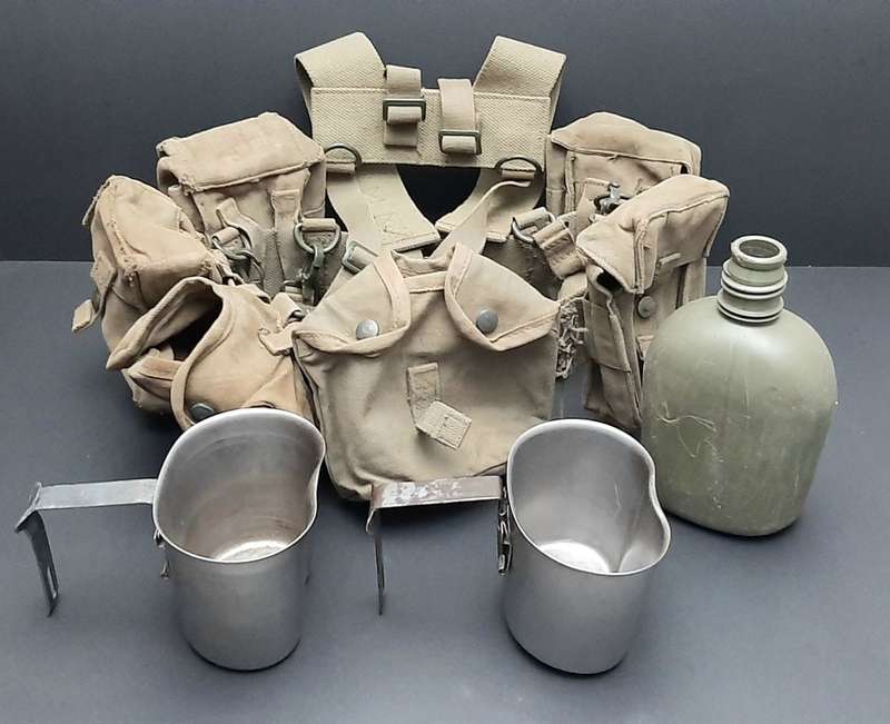 **Border War : 1970s SADF Patt.73 Patrol Webbing Assemblage w/ Firebuckets **