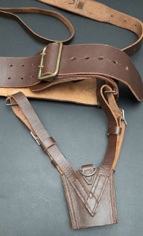 **Border War : 1960s SADF Officer`s Sam Browne Belt Assemblage (X - LARGE).**