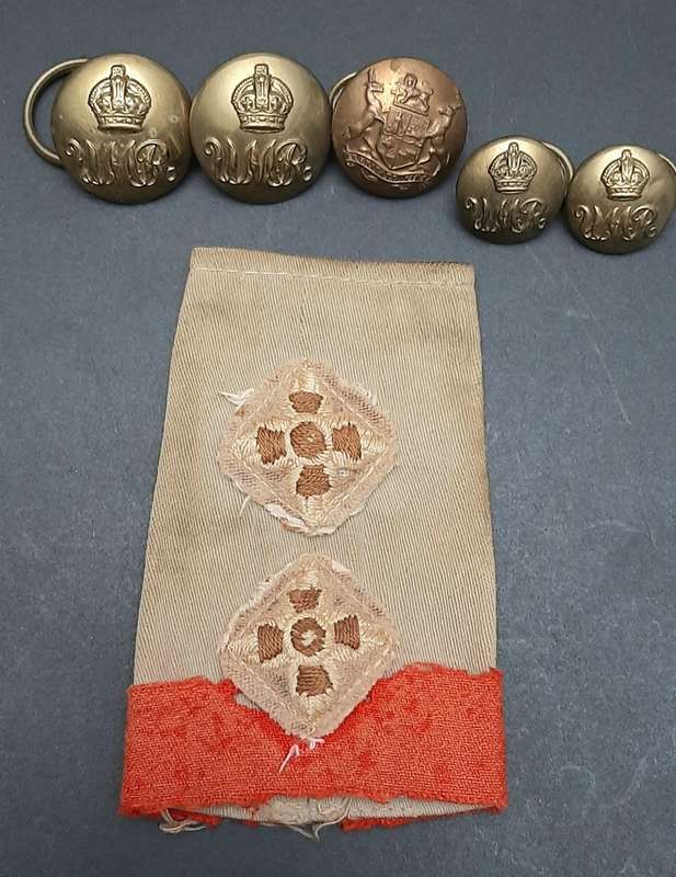 **WW2 : Union Defence Force Umvoti Mounted Rifles Lieutenant Insignia Lot x 6.**
