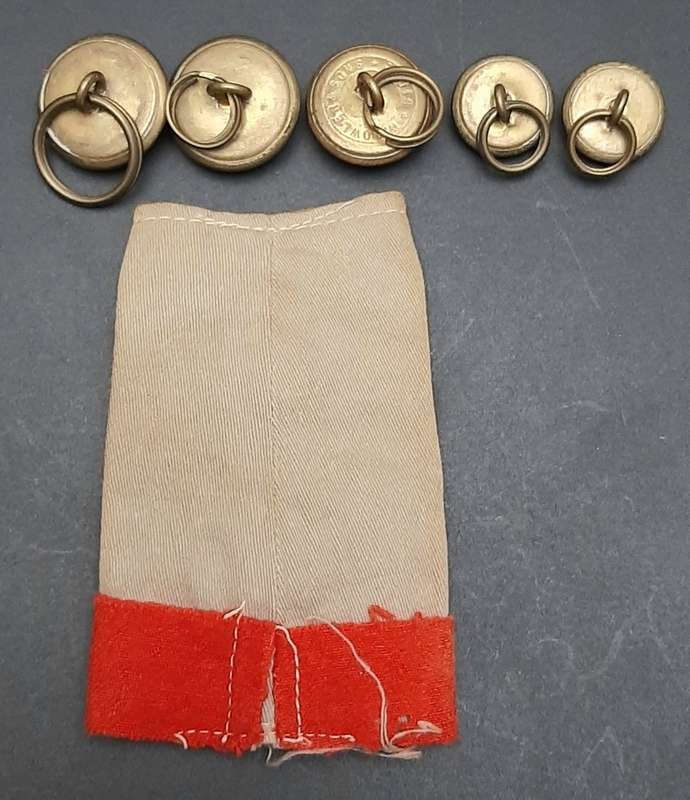**WW2 : Union Defence Force Umvoti Mounted Rifles Lieutenant Insignia Lot x 6.**