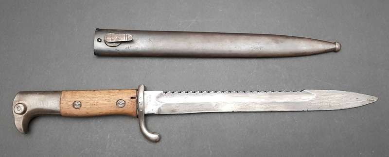 **RARE: 1913 German Schütztruppe KS98 Bayonet w/ Scabbard (40cm).**