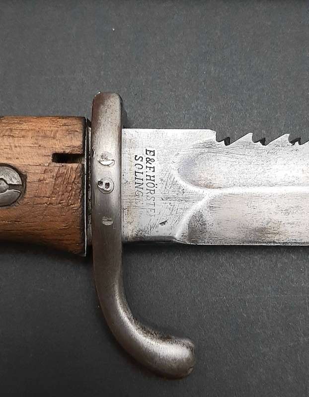 **RARE: 1913 German Schütztruppe KS98 Bayonet w/ Scabbard (40cm).**