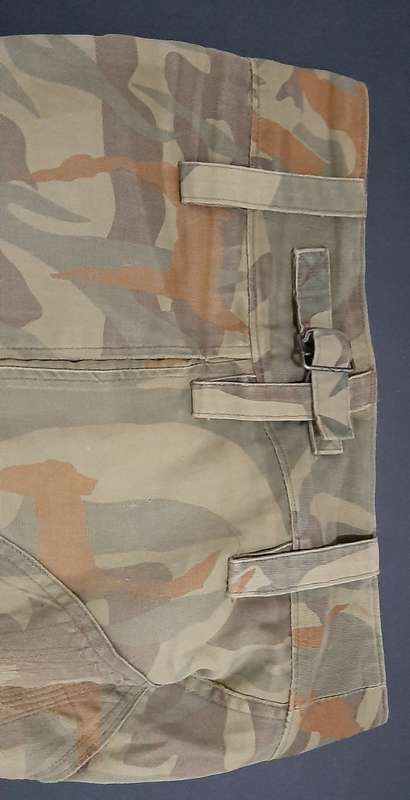 **RARE: 1980s Bophuthatswana Police `Reed Pattern` Trousers  (MEDIUM).**