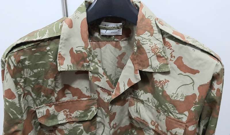 **Border War : 1980s  2nd Pattern Camouflage Unissued L/Sleeve Shirt (LARGE).**