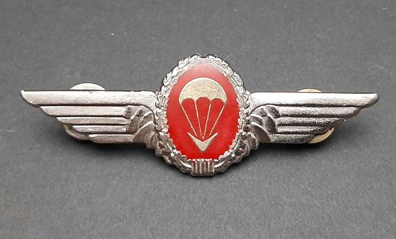 **Border War : 1980s Bophuthatswana Defence Force Parachute Wings (All Pins).**