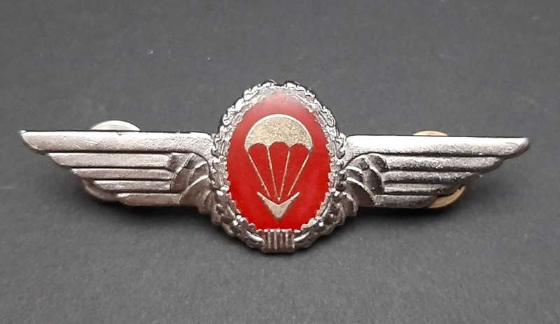**Border War : 1980s Bophuthatswana Defence Force Parachute Wings (All Pins).**
