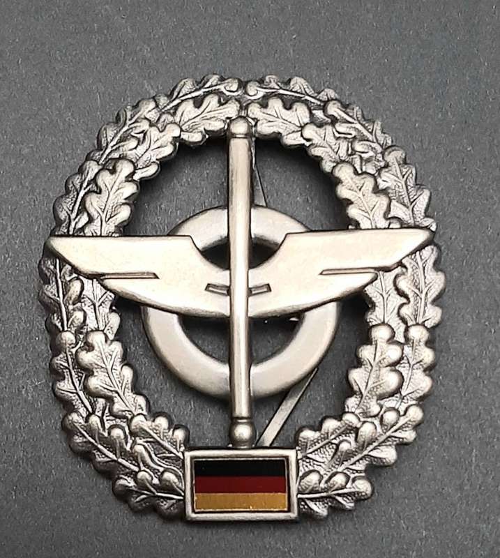 1990s German Bundeswehr Army Supply Beret Badge Pins