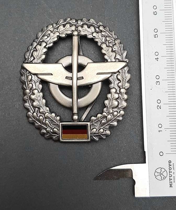1990s German Bundeswehr Army Supply Beret Badge Pins