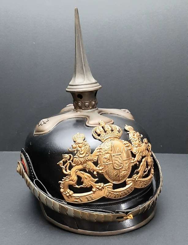 **RARE: WW1 Bavarian Officer`s M1886/14 Pickelhaube Helmet w/ Portmanteau (57).**