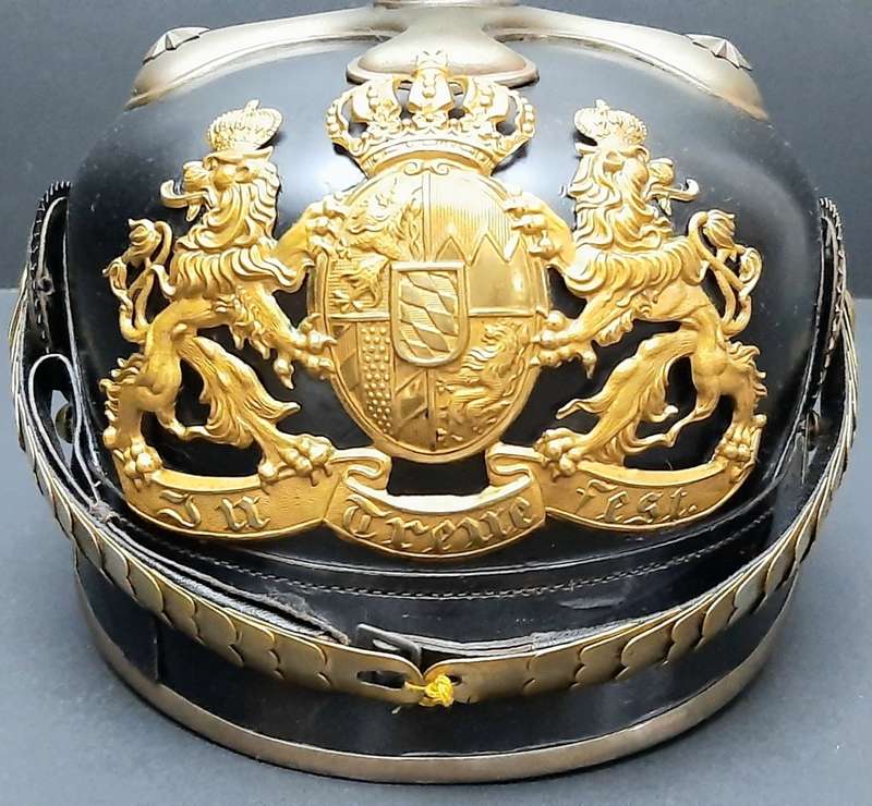 **RARE: WW1 Bavarian Officer`s M1886/14 Pickelhaube Helmet w/ Portmanteau (57).**