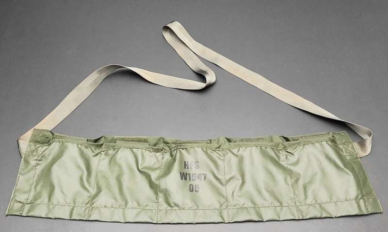 ** 1960s British Army: Territorial .303 Nylon 5-Pocket Bandolier. **