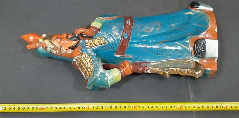 **STUNNING: Mid-20th Century Chinese Large Kwankung/Xuanwu Handpainted Porcelain Statuette (0.52m).*