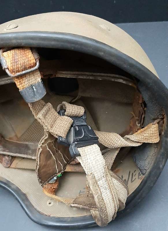 **Border War : 1980s SADF Nutria M87 Ballistic Helmet #2(MEDIUM).**