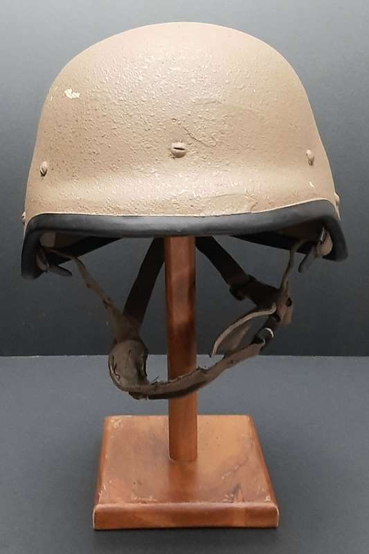 **Border War : 1980s SADF M87 Nutria Ballistic Helmet #3(LARGE).**