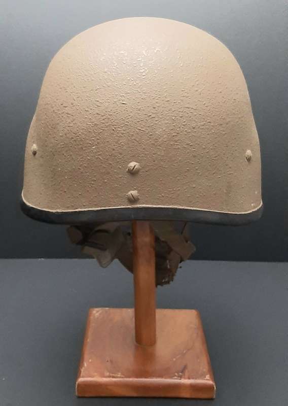 **Border War : 1980s SADF M87 Nutria Ballistic Helmet #3(LARGE).**