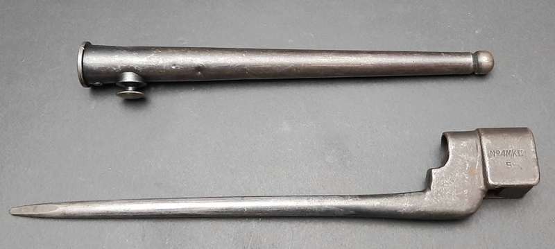 **WW2: No.4 MKII Spike Bayonet w/ MKI Scabbard (Savage-Stevens).**