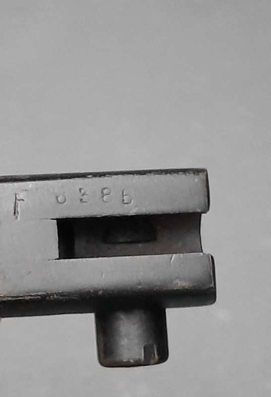 **RARE: WW2 British NO.5 Jungle Carbine Bayonet w/ Steel Scabbard.**