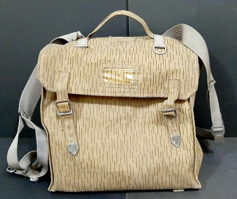 **Border War : 1980s  East German / NVA `Rain Drop` Camouflage Field Pack w/ Straps.**Camouflage.**