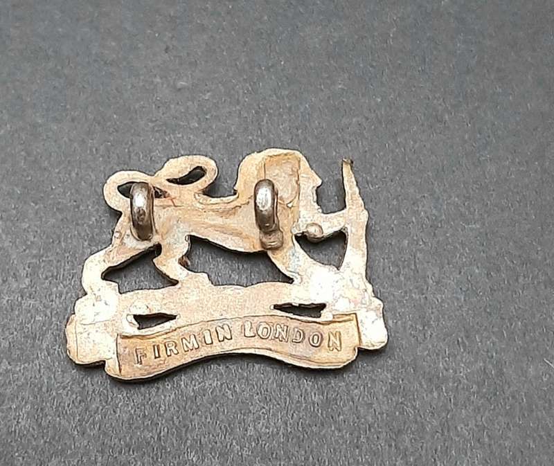 **RARE: WW2 Southern Rhodesia Army Collar Badge w/ Lugs (Firmin).**