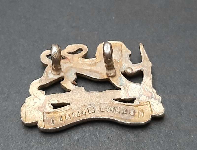 **RARE: WW2 Southern Rhodesia Army Collar Badge w/ Lugs (Firmin).**