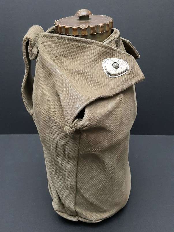 **Rhodesian Bush War: 1970s Rhodesian Army Patt. 61 Canteen w/ Cover.**