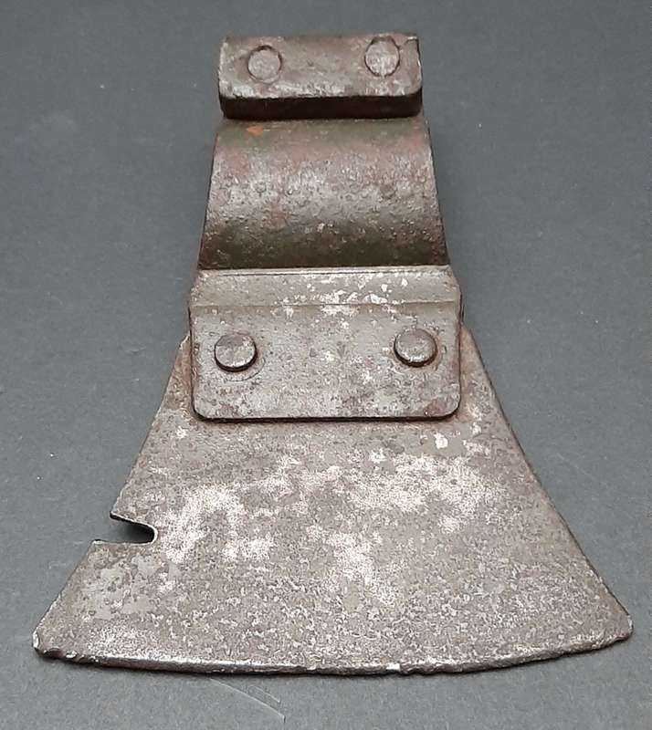 **Border War : 1960s SADF  Parachute Battalion Utility Axe-Head (15cm)**