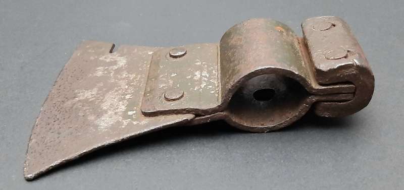 **Border War : 1960s SADF  Parachute Battalion Utility Axe-Head (15cm)**