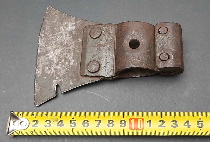 **Border War : 1960s SADF  Parachute Battalion Utility Axe-Head (15cm)**