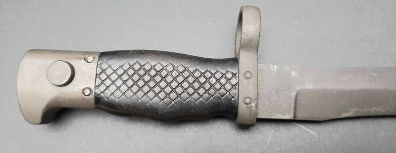 **RARE: Spanish Modelo 64 `Bolo Type` Bayonet w/ Scabbard & Frog (36cm).**