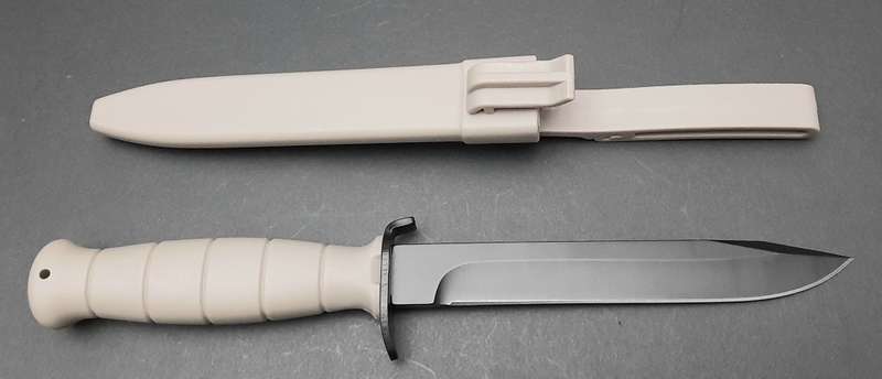 **RARE: Italian Army `Extrema Ratio` Modelo 78 Field Knife w/ Scabbard (32cm).**