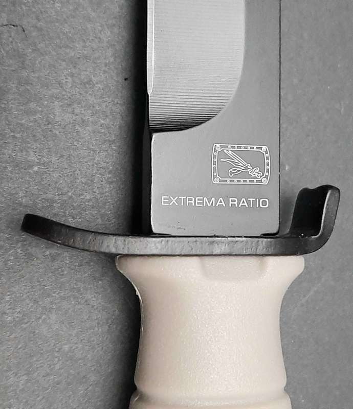 **RARE: Italian Army `Extrema Ratio` Modelo 78 Field Knife w/ Scabbard (32cm).**