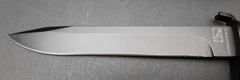 **RARE: Italian Army Modelo 78 `Extrema Ratio ` Field Knife w/ Scabbard (32cm).**