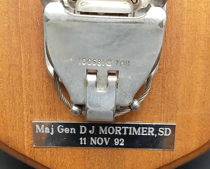 **RARE: 1990s  Major-General D.J. Mortimer 1 Para / 44 Para Unit Large Plaque (20x22cm).**