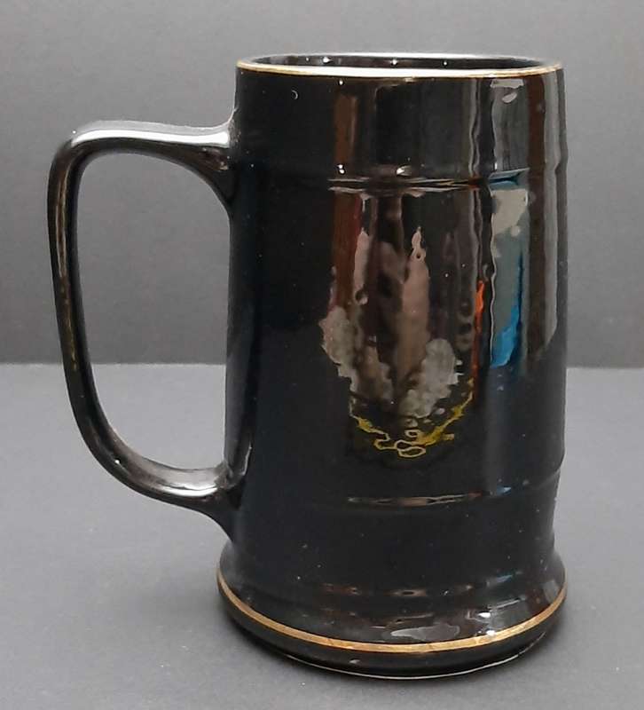** Rhodesian Bush  War : 1978 Rhodesian Air Force Ceramic Tankard `New Sarum` (Medium).**