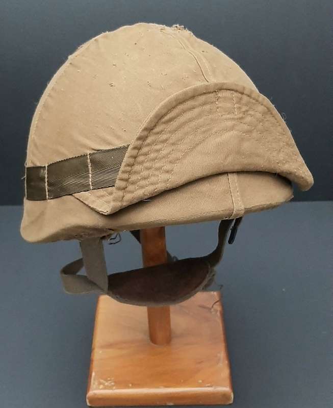 **Border War: 1980s SADF Parabat M83 Ballistic Helmet w/ Nutria Cover (59 / Large).**