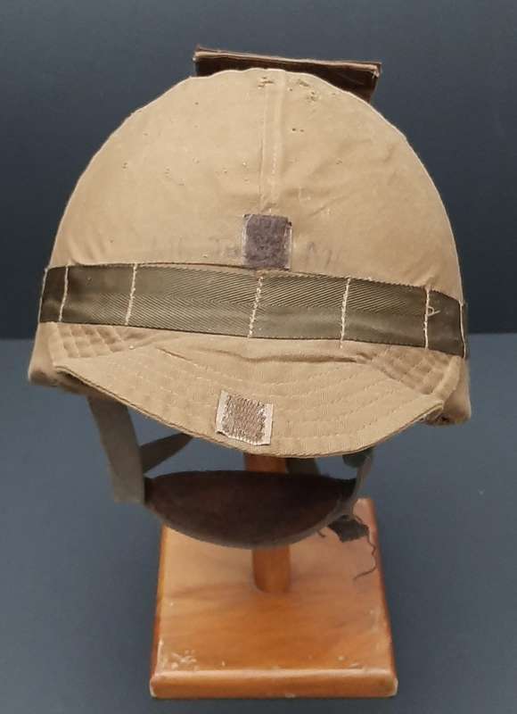 **Border War: 1980s SADF Parabat M83 Ballistic Helmet w/ Nutria Cover (59 / Large).**