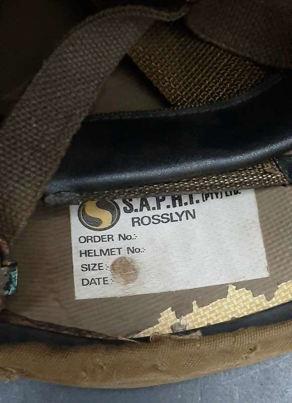 **Border War: 1980s SADF Parabat M83 Ballistic Helmet w/ Nutria Cover (59 / Large).**