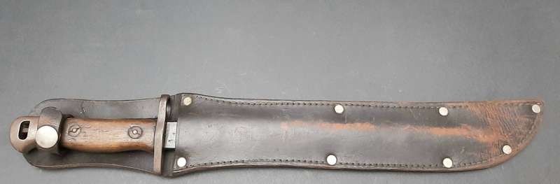 **Rhodesian Bush War: 1970s BSAP Converted 1907 `Bush Knife` w/ Scabbard (45cm).**