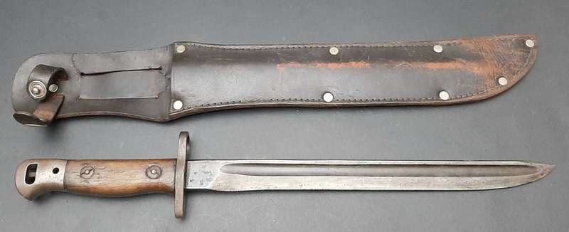 **Rhodesian Bush War: 1970s BSAP Converted 1907 `Bush Knife` w/ Scabbard (45cm).**