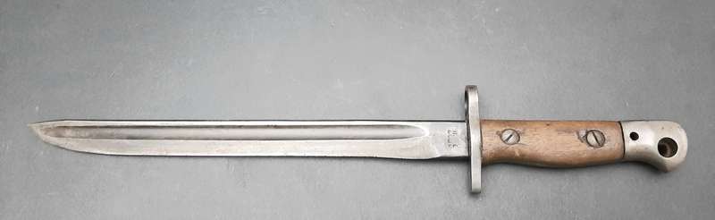 **Rhodesian Bush War: 1970s BSAP Converted 1907 `Bush Knife` w/ Scabbard (45cm).**