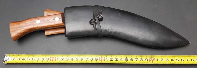 **RARE: 1960s Assam Territory Force/ Rifles Kukri w/ Scabbard (38cm).**