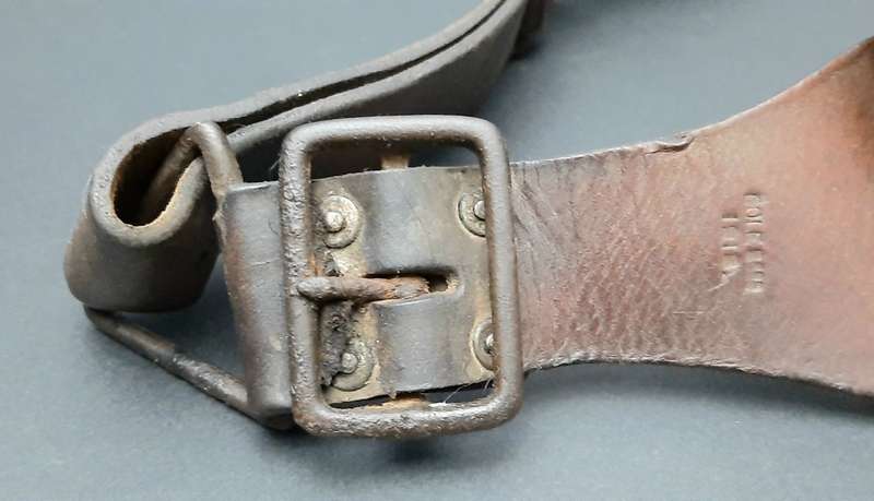 **WW1 British: 1903 Patt. Leather 5-Pocket Bandolier (Cole Bros Ltd).