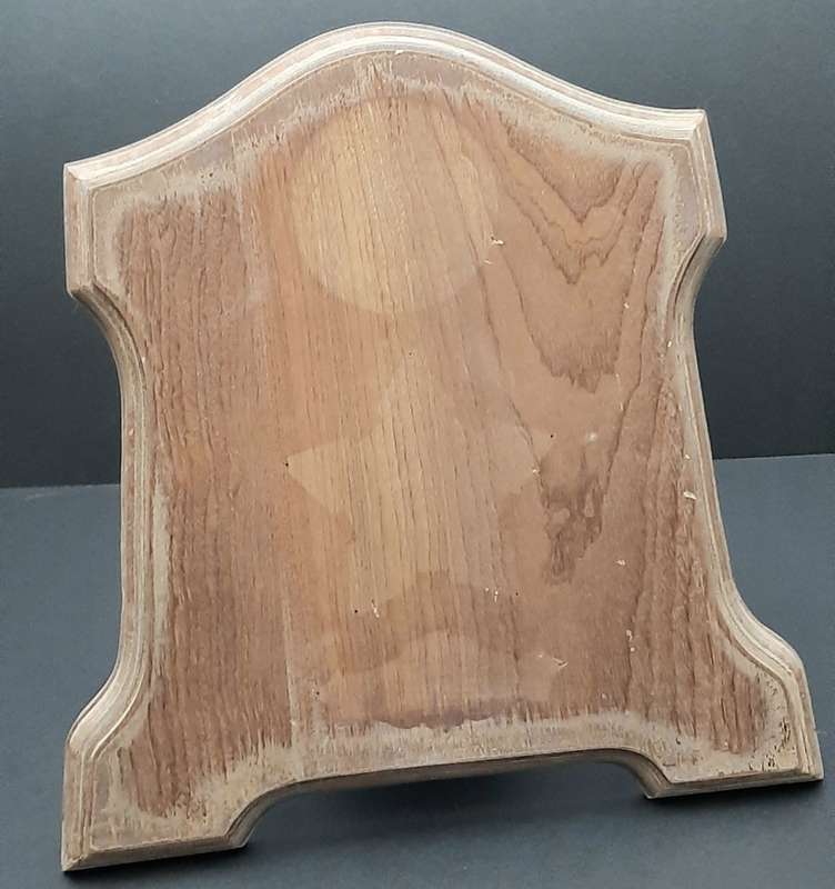 **Border War: 1980s Large SADF Wooden Display Plaque w/ Stand (32cm x 33cm).**