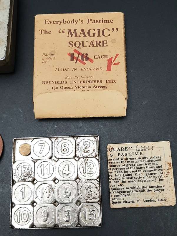 **WW2 : 1943 RAF / SAAF ID Tags & Flight School Memorabilia Lot (x 8 Pcs).**